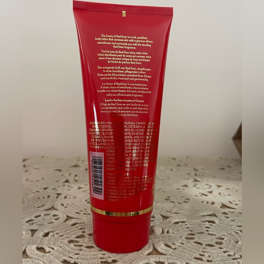 Elizabeth Arden Red Door Perfumed Body Lotion 200ml/6.8 oz - Picture 2 of 3